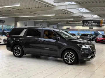 KIA Carnival 2 2 CDTI EXCLUSIVE KAMERA 9xSITZER TOP