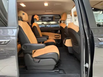 KIA Carnival 2 2 CDTI EXCLUSIVE KAMERA 9xSITZER TOP