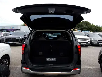 KIA Carnival 9 SITZE AUT LED NAVI KAMERA LEDER