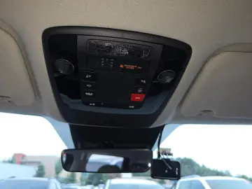 KIA Carnival 9 SITZE AUT LED NAVI KAMERA LEDER