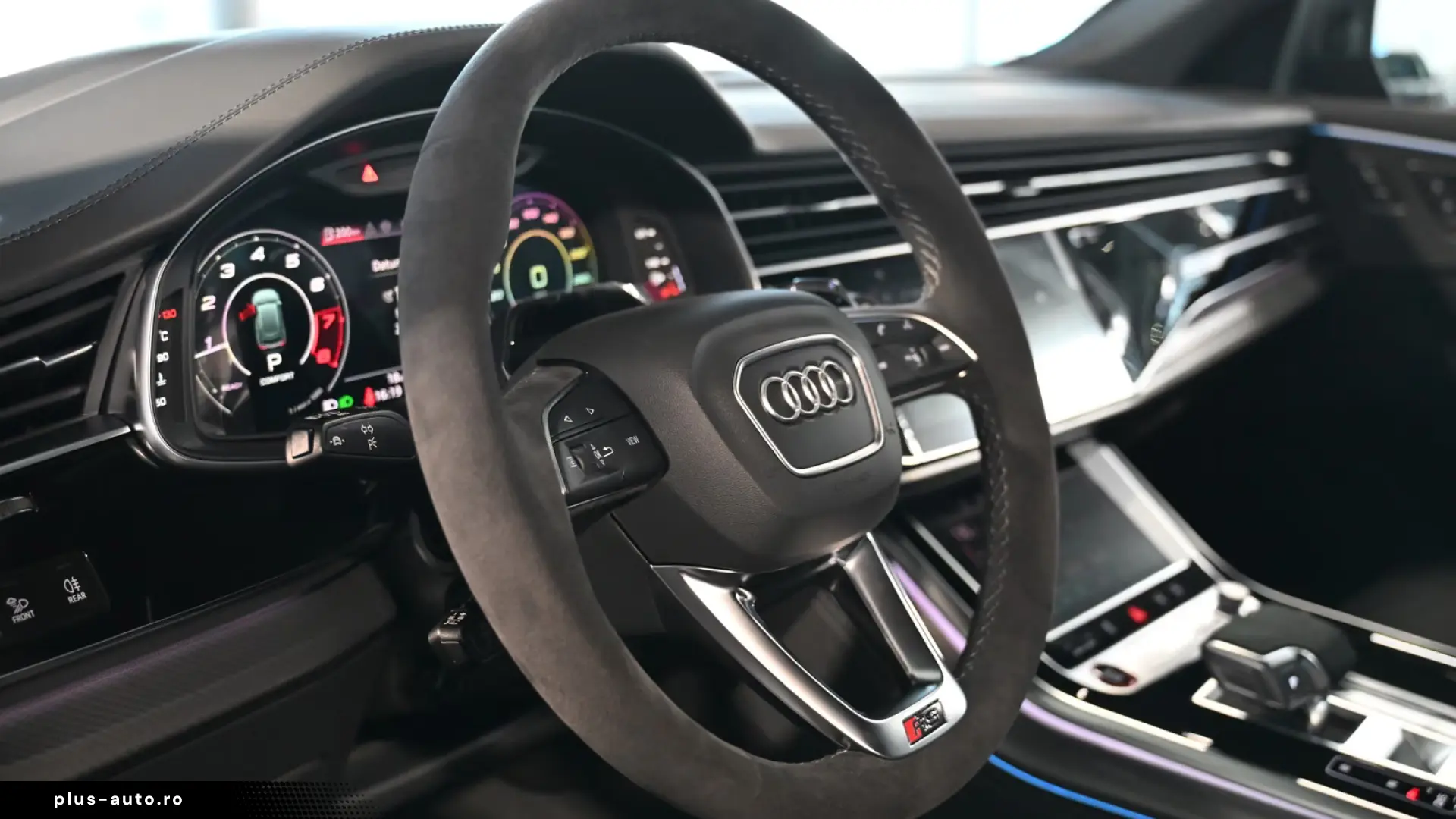 Audi RSQ8 Performance RS-