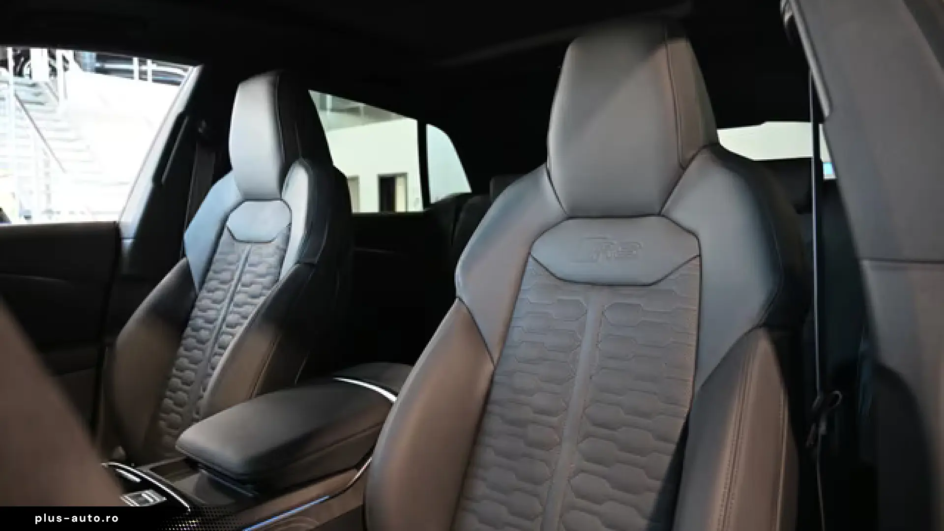 Audi RSQ8 Performance RS-