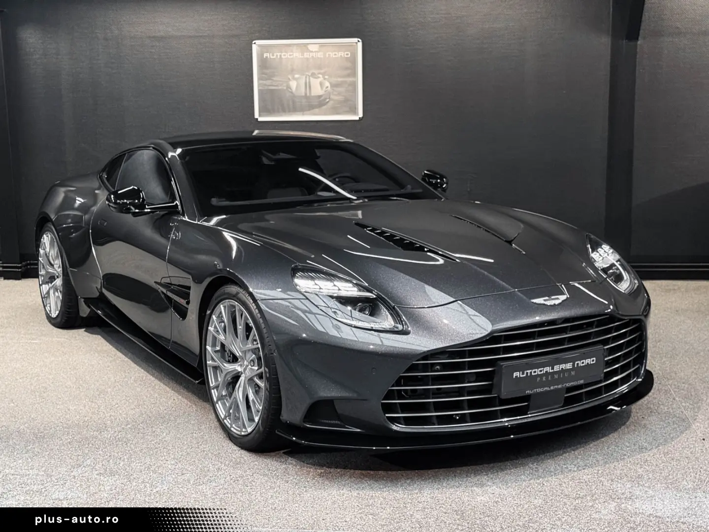 ASTON MARTIN Vanquish V12 B&W Sitzkühlung Jeweller