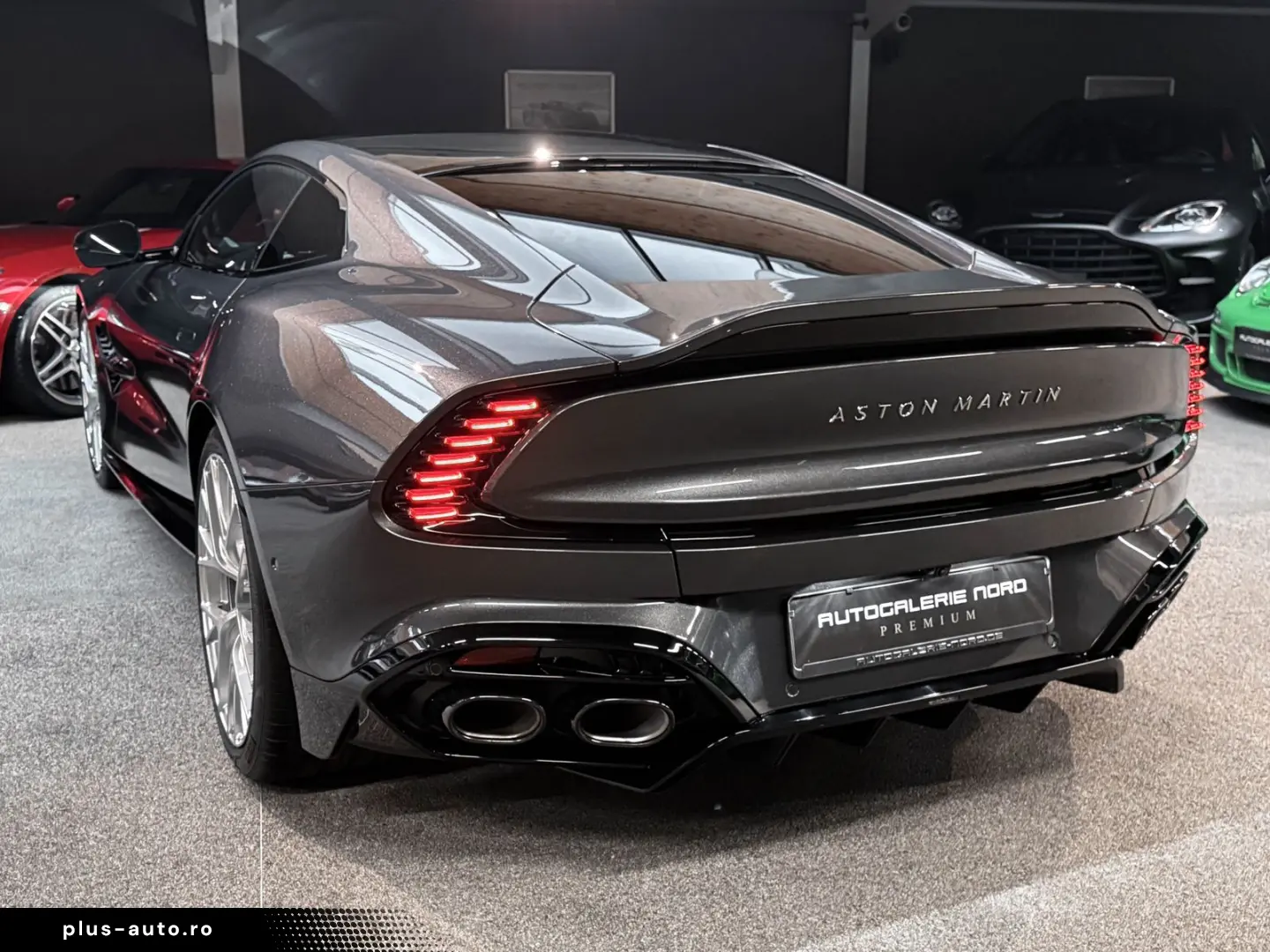 ASTON MARTIN Vanquish V12 B&W Sitzkühlung Jeweller