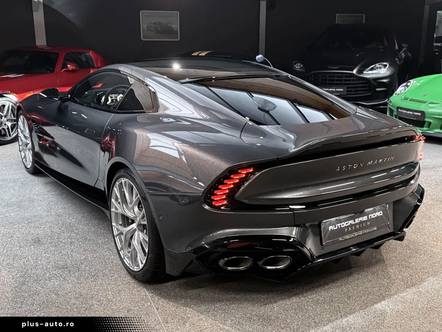 ASTON MARTIN Vanquish V12 B&W Sitzkühlung Jeweller