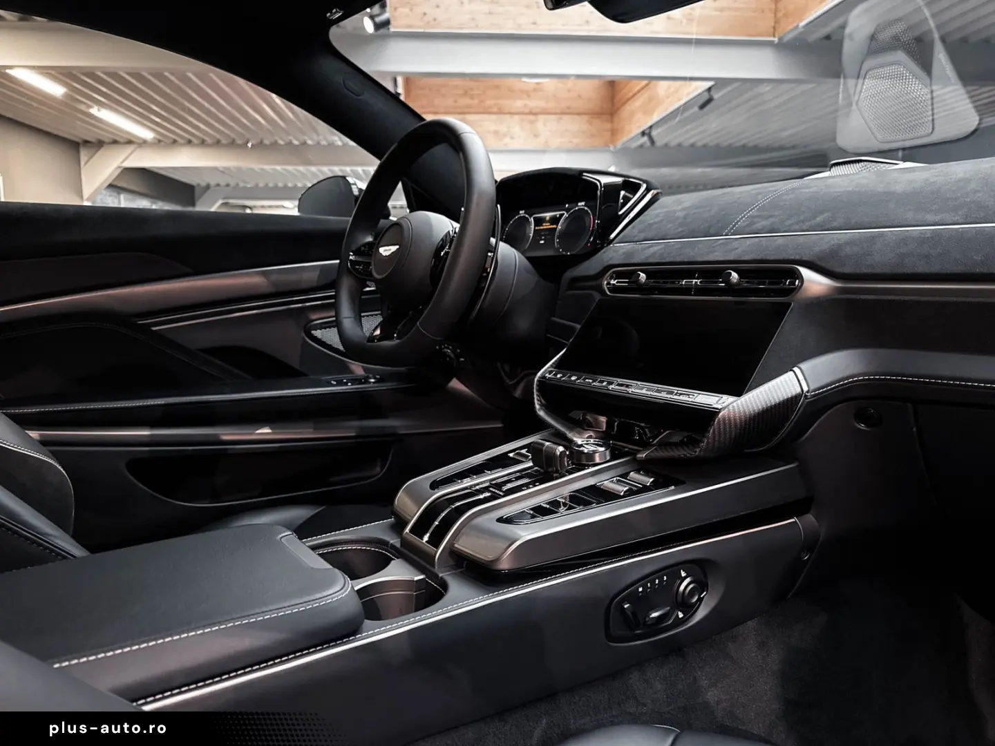 ASTON MARTIN Vanquish V12 B&W Sitzkühlung Jeweller