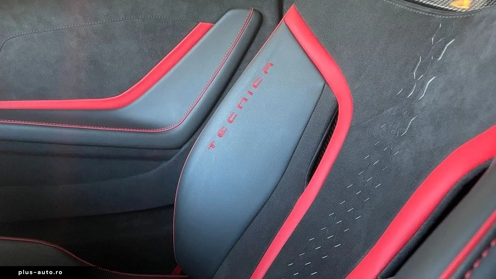 LAMBORGHINI HURACAN TECNICA LIFT CARBON SPORT SEATS