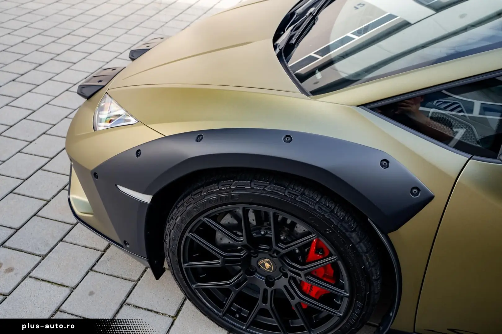 LAMBORGHINI Huracán Sterrato   Verde Gea   Sportsitze