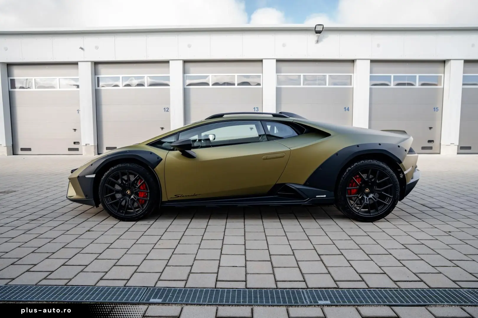 LAMBORGHINI Huracán Sterrato   Verde Gea   Sportsitze