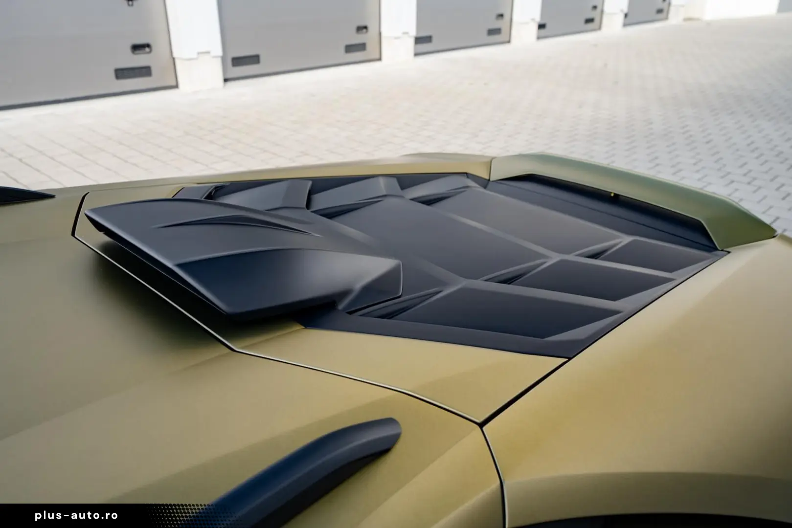 LAMBORGHINI Huracán Sterrato   Verde Gea   Sportsitze