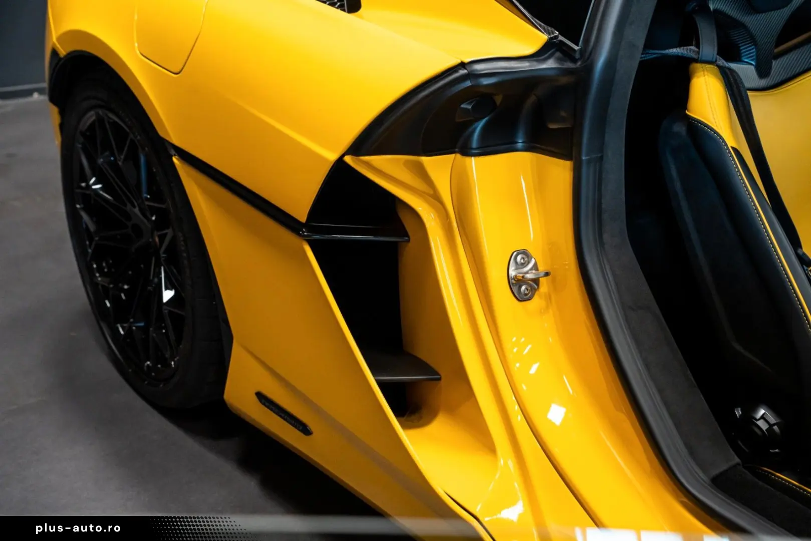 LAMBORGHINI Temerario 4.0 V8 PHEV  LIFT KERAM Carbon 360