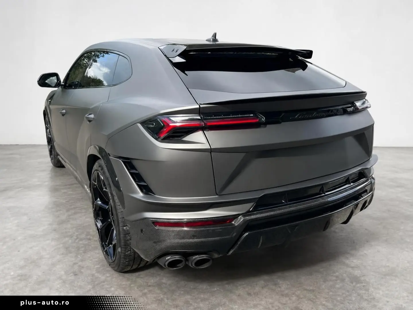 LAMBORGHINI Performante   Vollcarbon   23  Pelope   Akrapovi