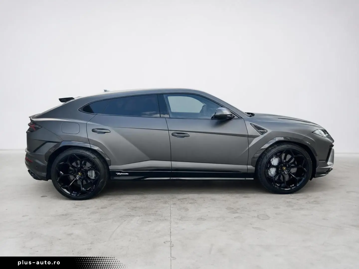 LAMBORGHINI Performante   Vollcarbon   23  Pelope   Akrapovi