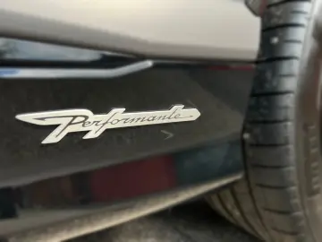 LAMBORGHINI Performante   Vollcarbon   23  Pelope   Akrapovi