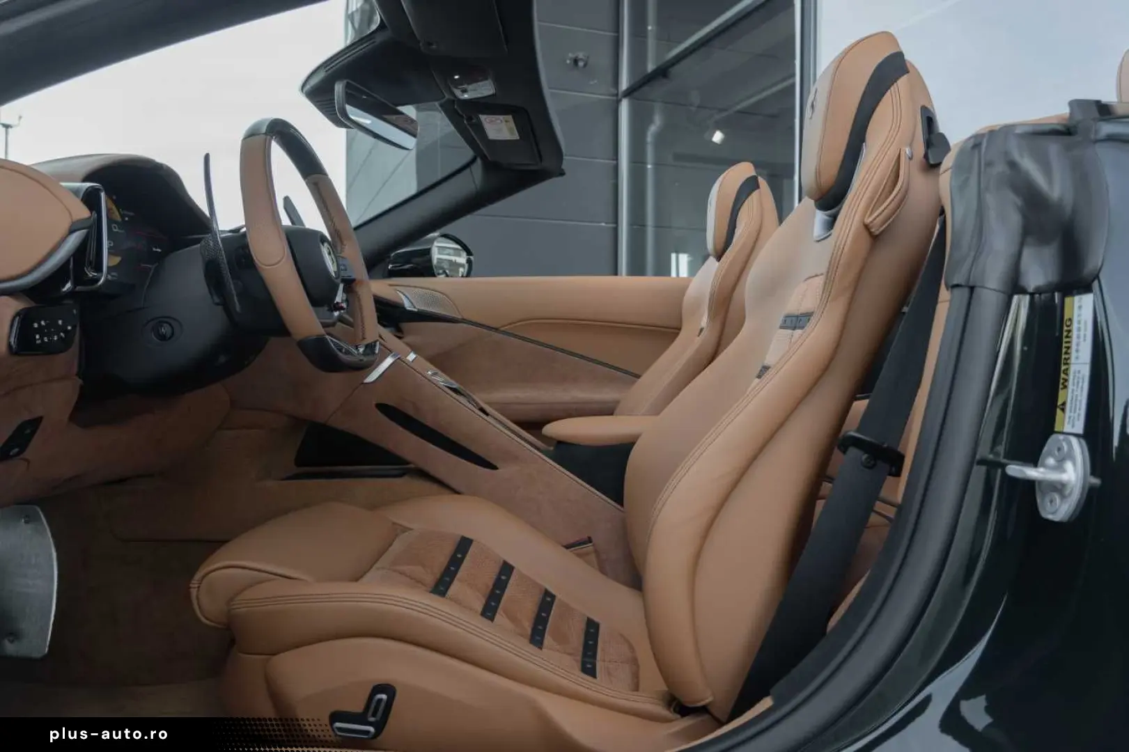 FERRARI ROMA Spider Classic Color Verdi Daytona Seats JB