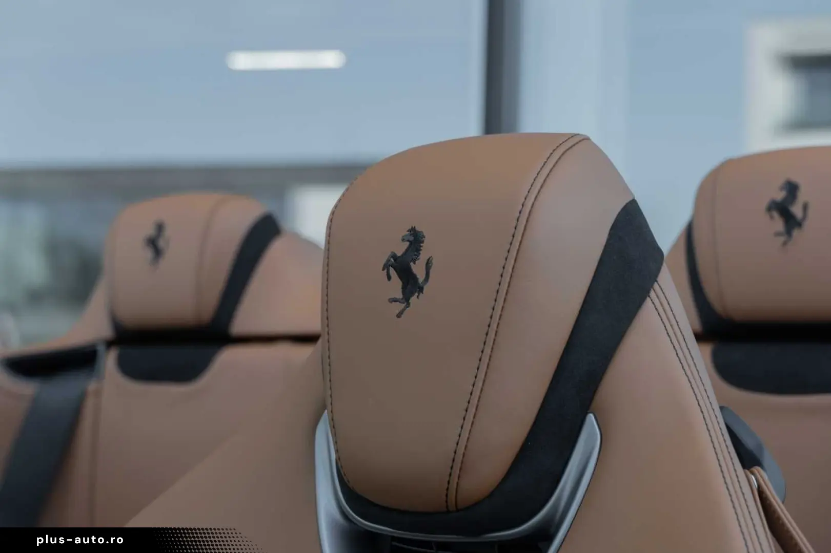 FERRARI ROMA Spider Classic Color Verdi Daytona Seats JB