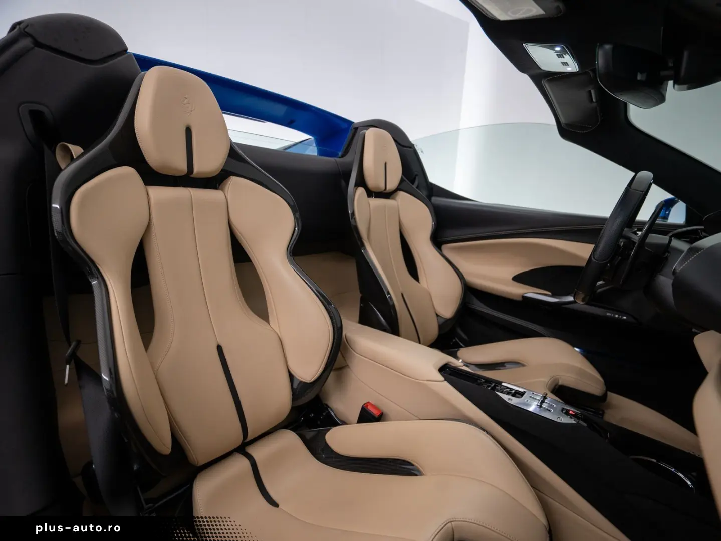 FERRARI 296 GTS