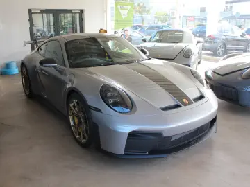 Porsche 992 GT3 RHD