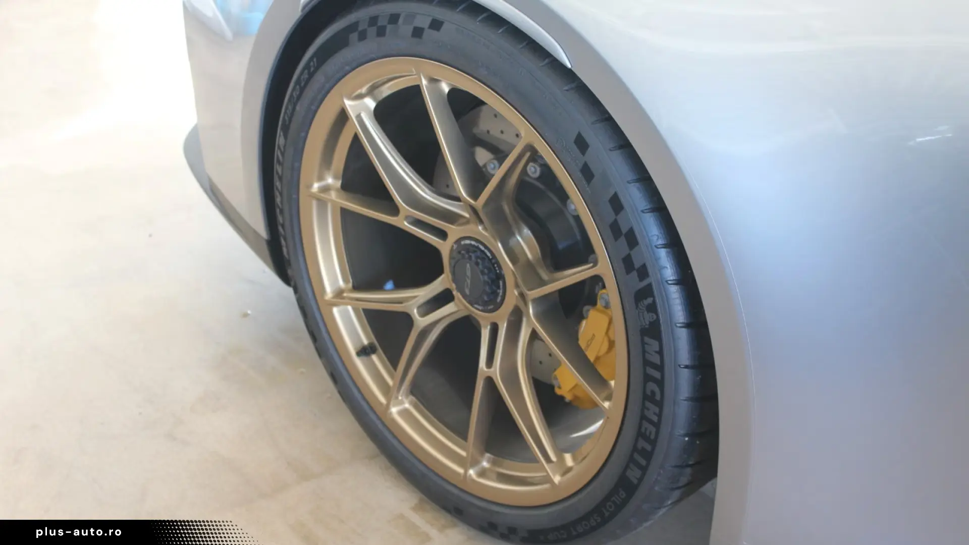 Porsche 992 GT3 RHD