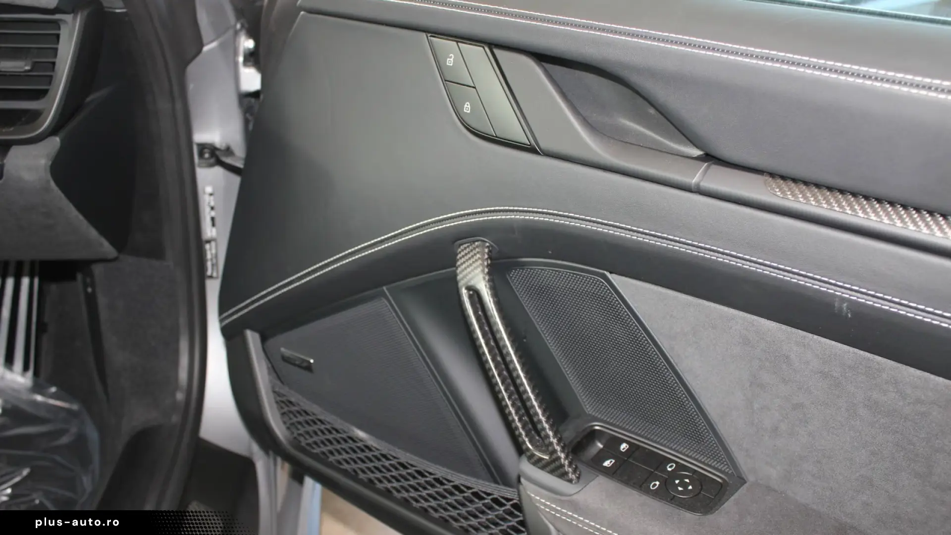 Porsche 992 GT3 RHD