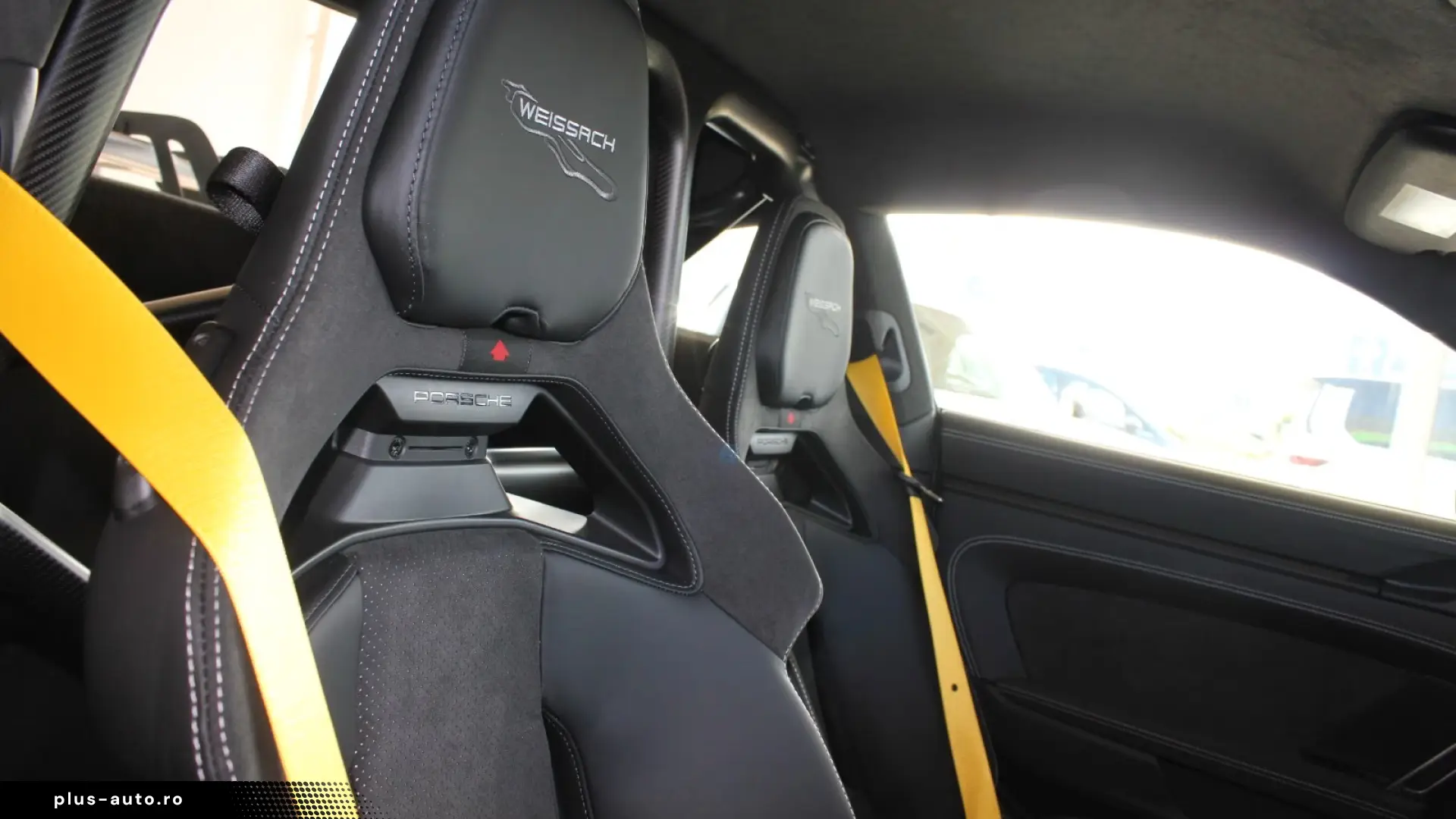 Porsche 992 GT3 RHD