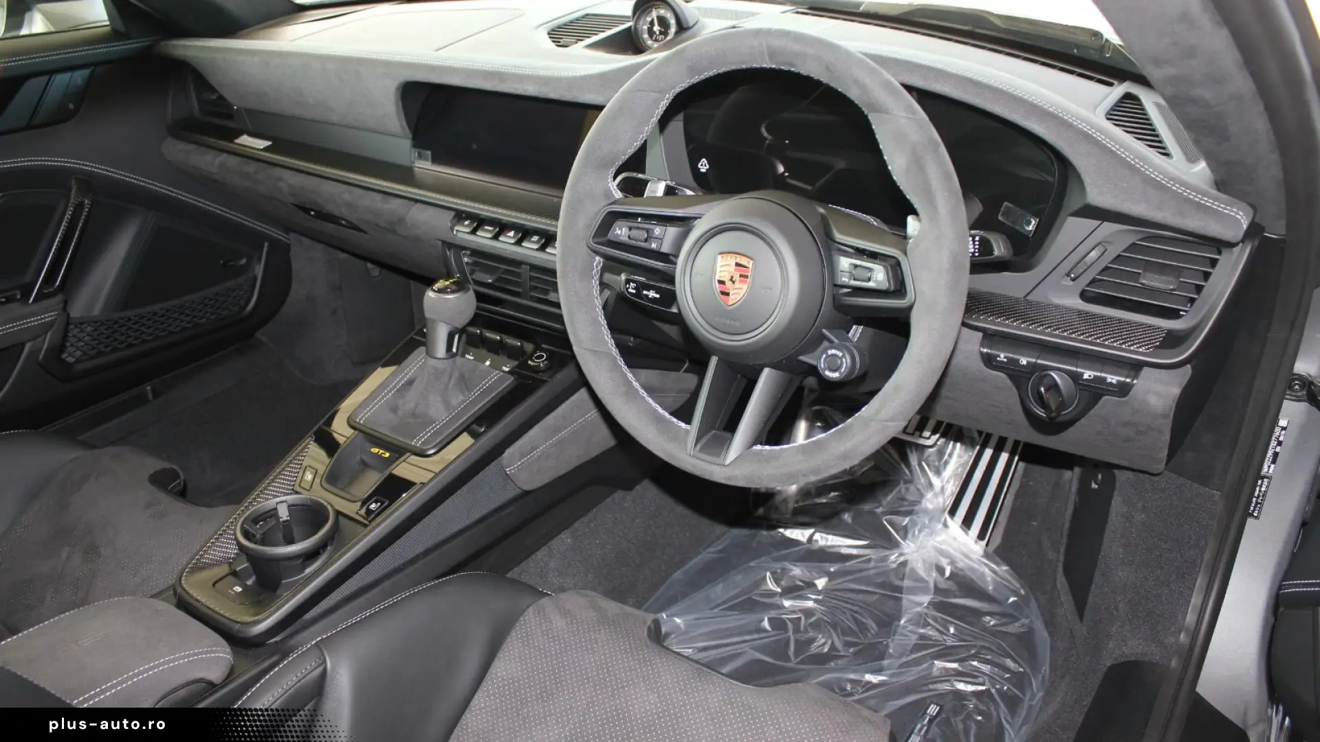 Porsche 992 GT3 RHD