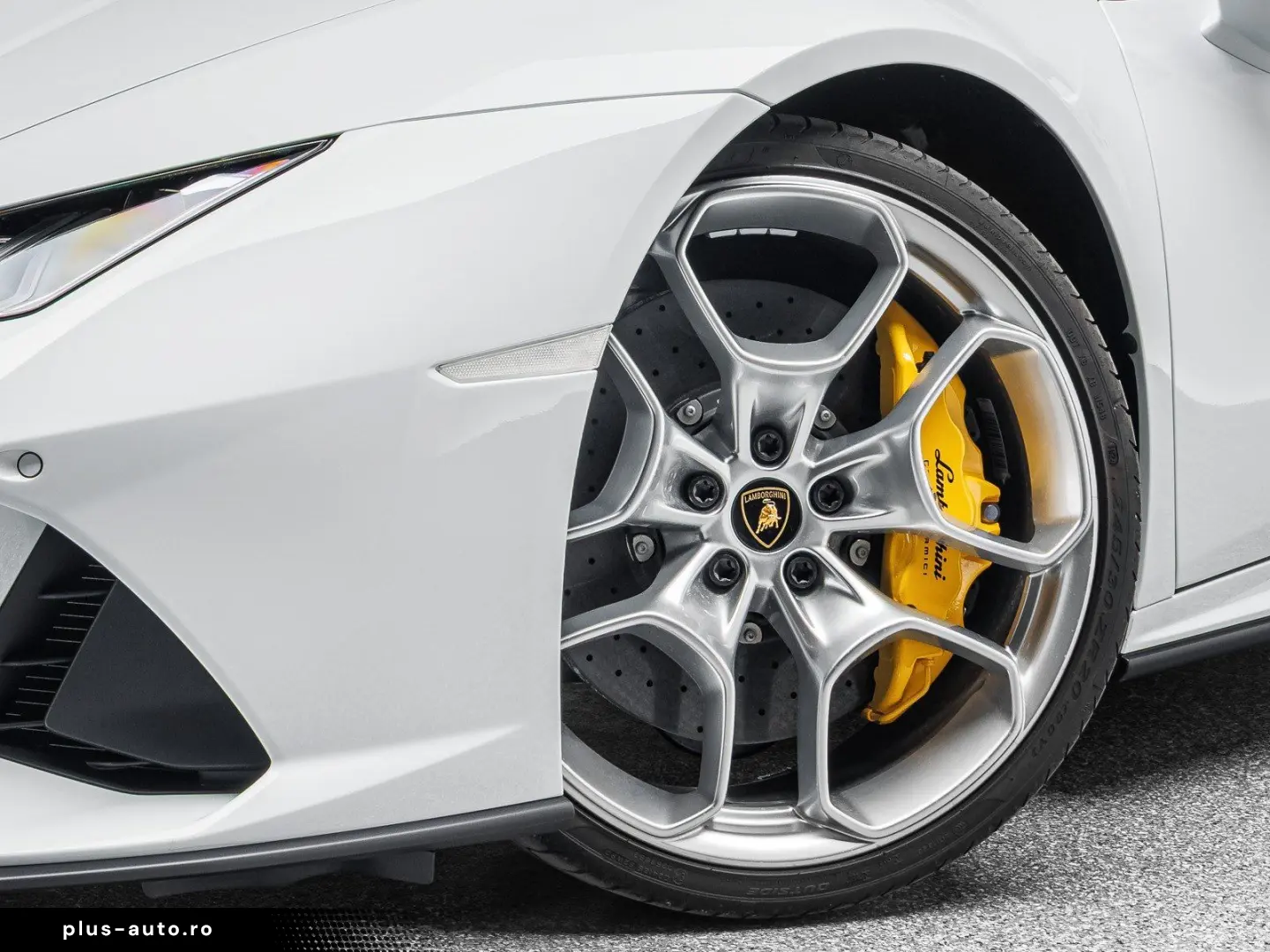 LAMBORGHINI Huracán Evo Spyder 20  SPORT SEATS EVO TRIM LIFT