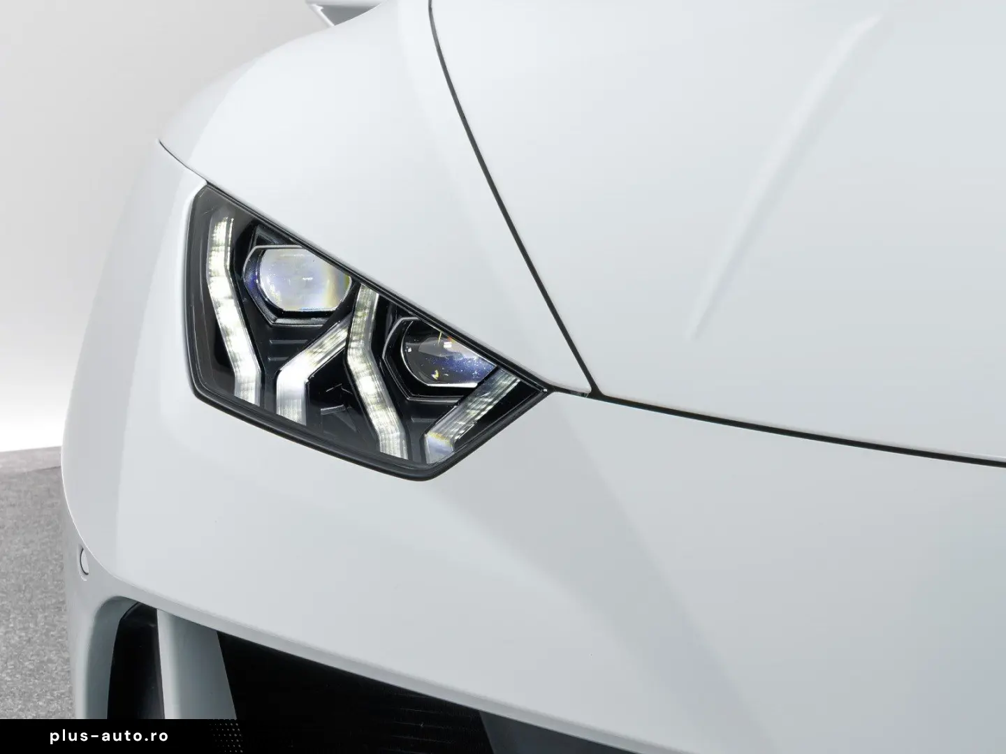 LAMBORGHINI Huracán Evo Spyder 20  SPORT SEATS EVO TRIM LIFT