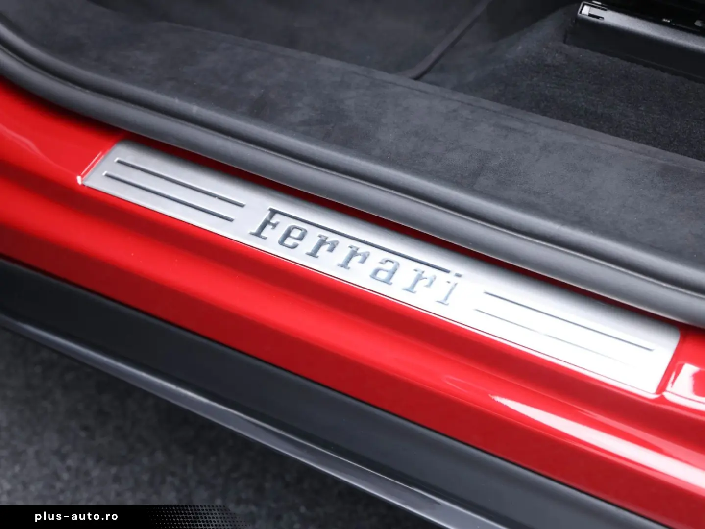 FERRARI Purosangue