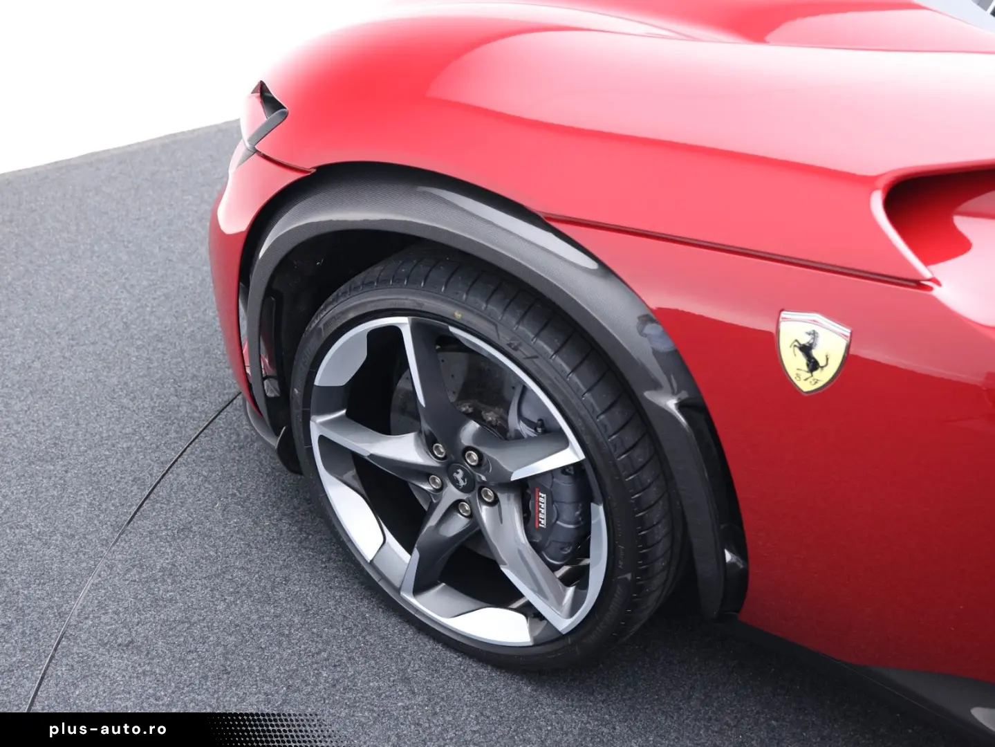 FERRARI Purosangue