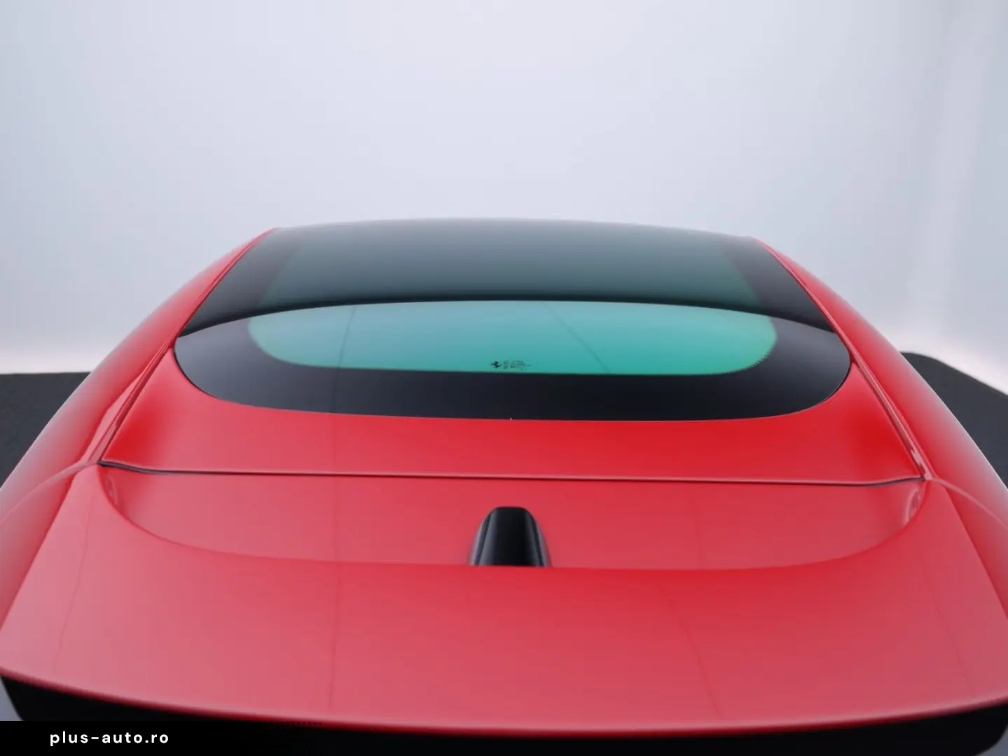 FERRARI Purosangue