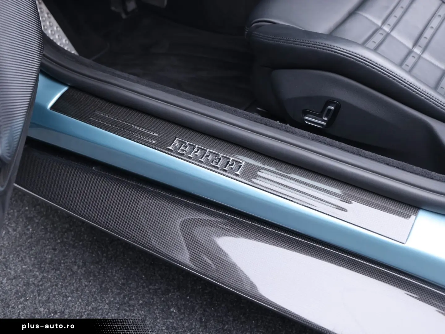 FERRARI Roma Spider
