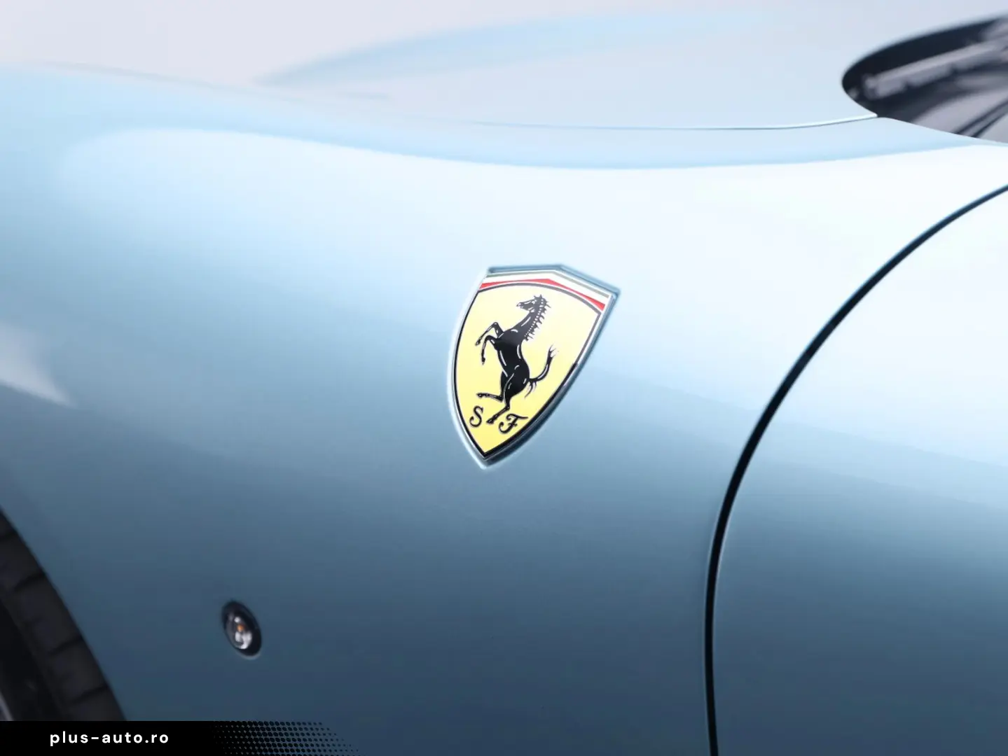 FERRARI Roma Spider