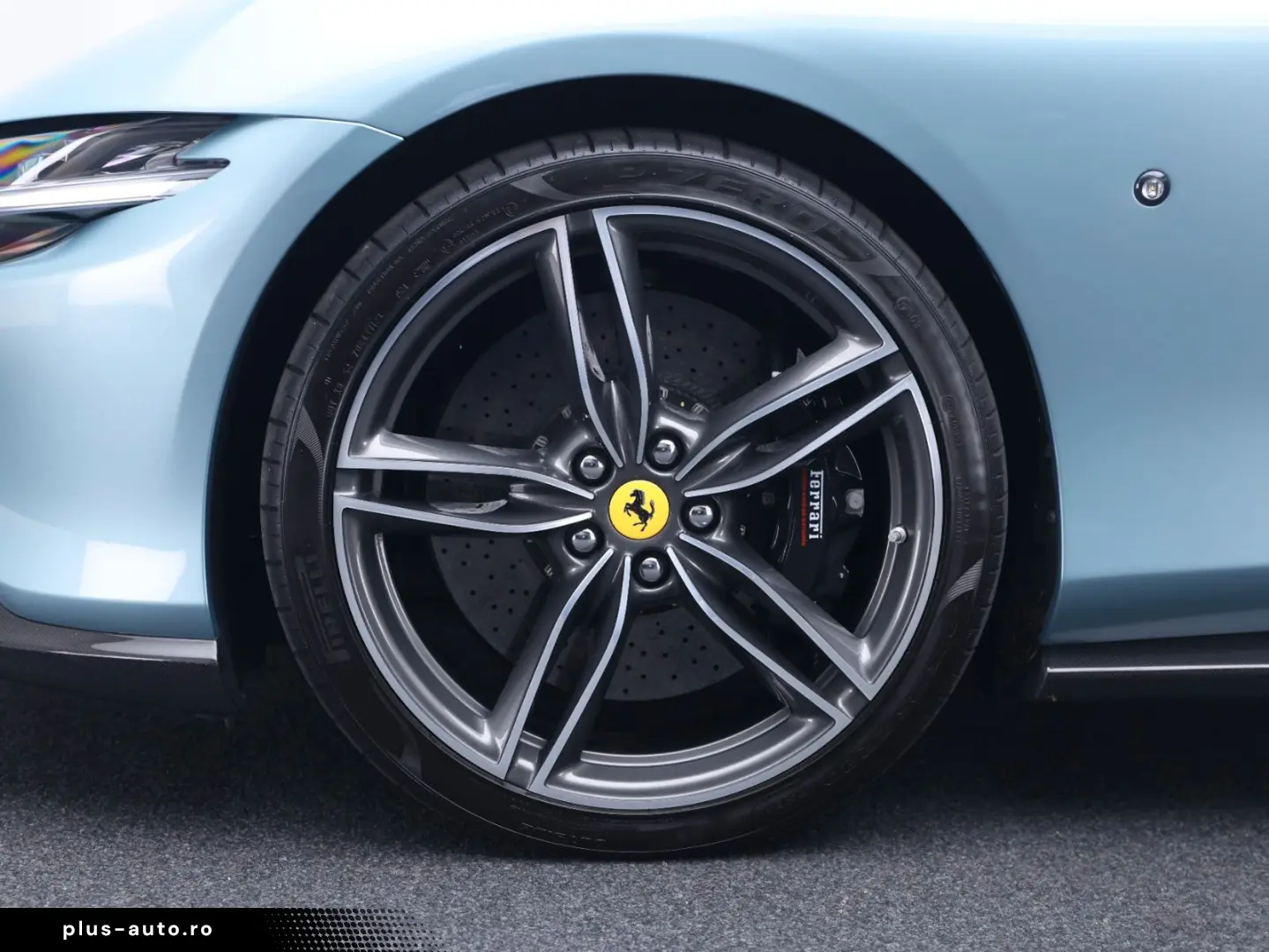 FERRARI Roma Spider