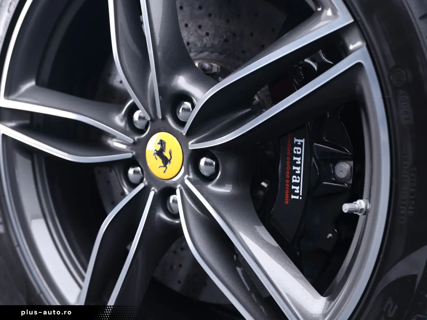 FERRARI Roma Spider