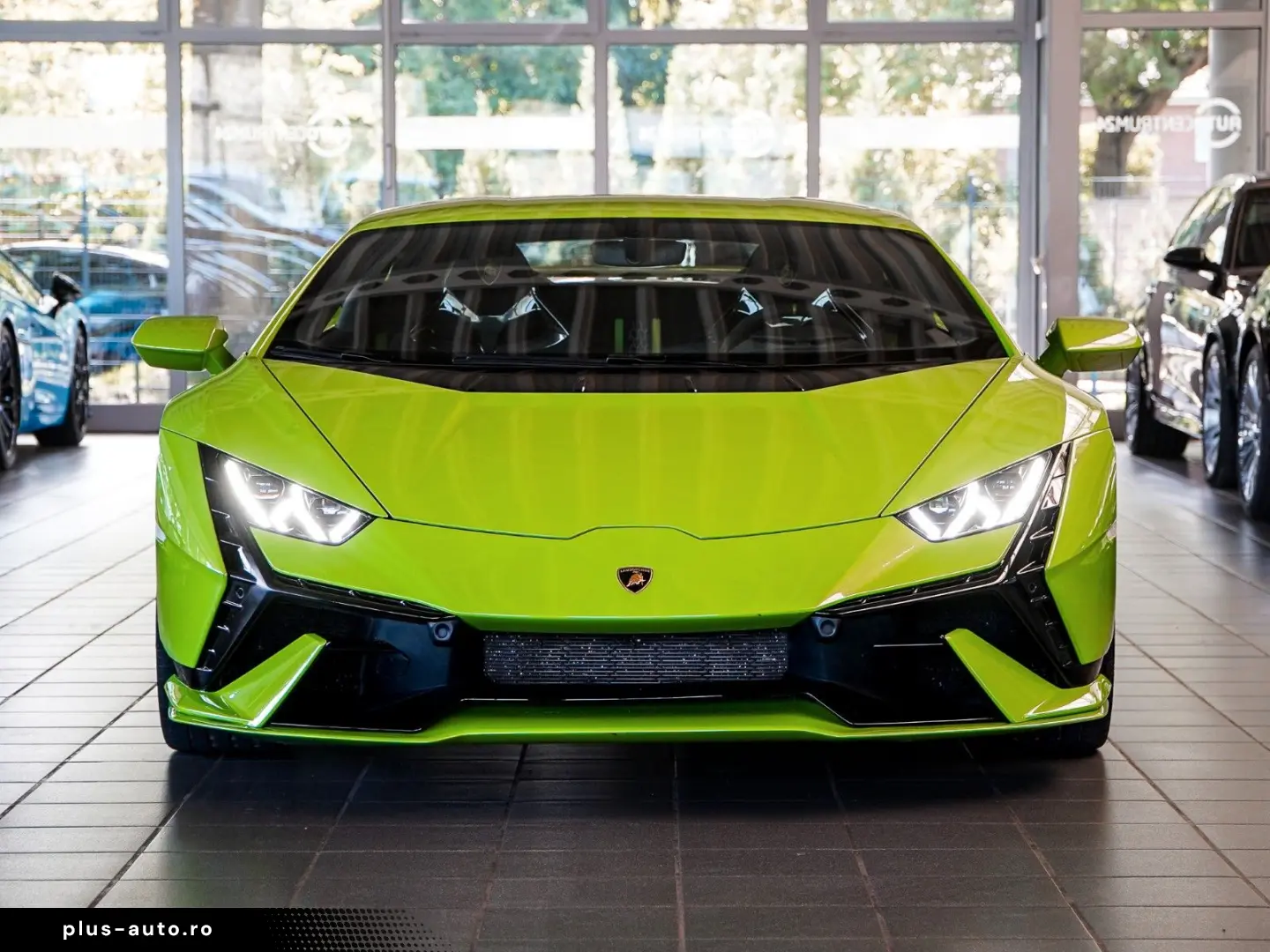 LAMBORGHINI Huracán Tecnica Carbon Buckets Sensonum Lift