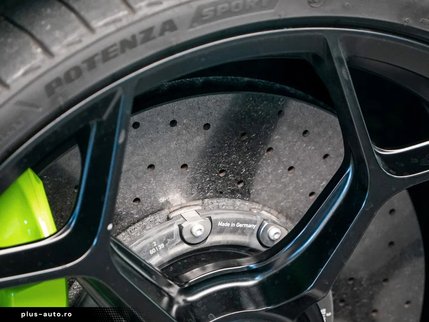 LAMBORGHINI Huracán Tecnica Carbon Buckets Sensonum Lift