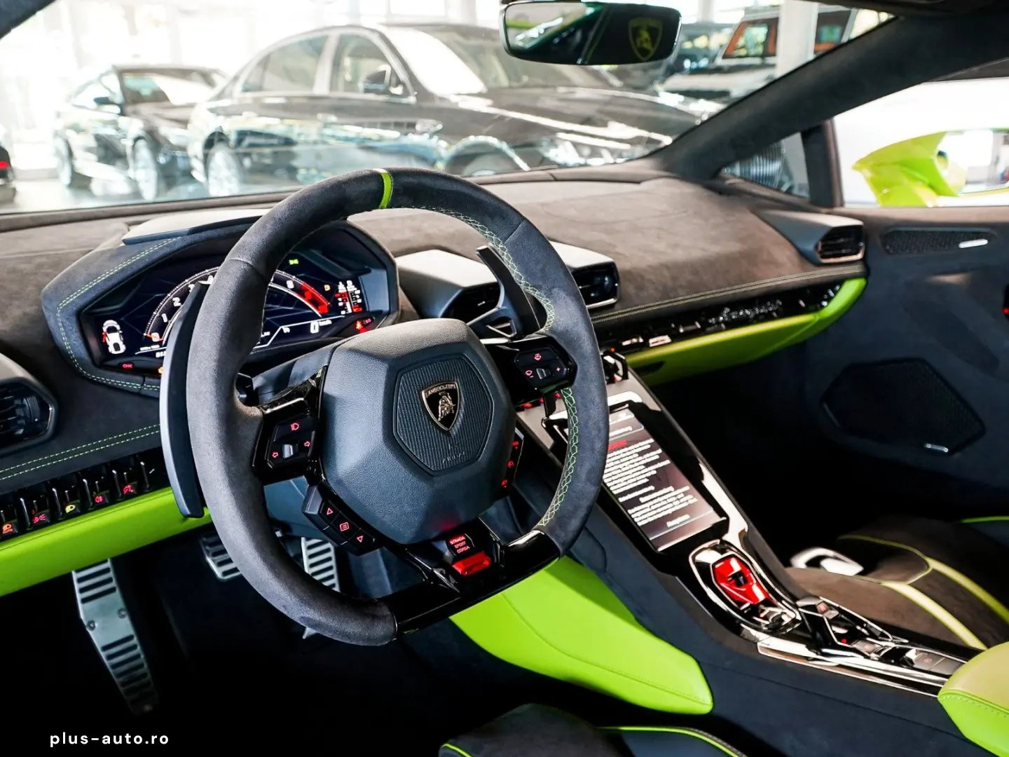 LAMBORGHINI Huracán Tecnica Carbon Buckets Sensonum Lift