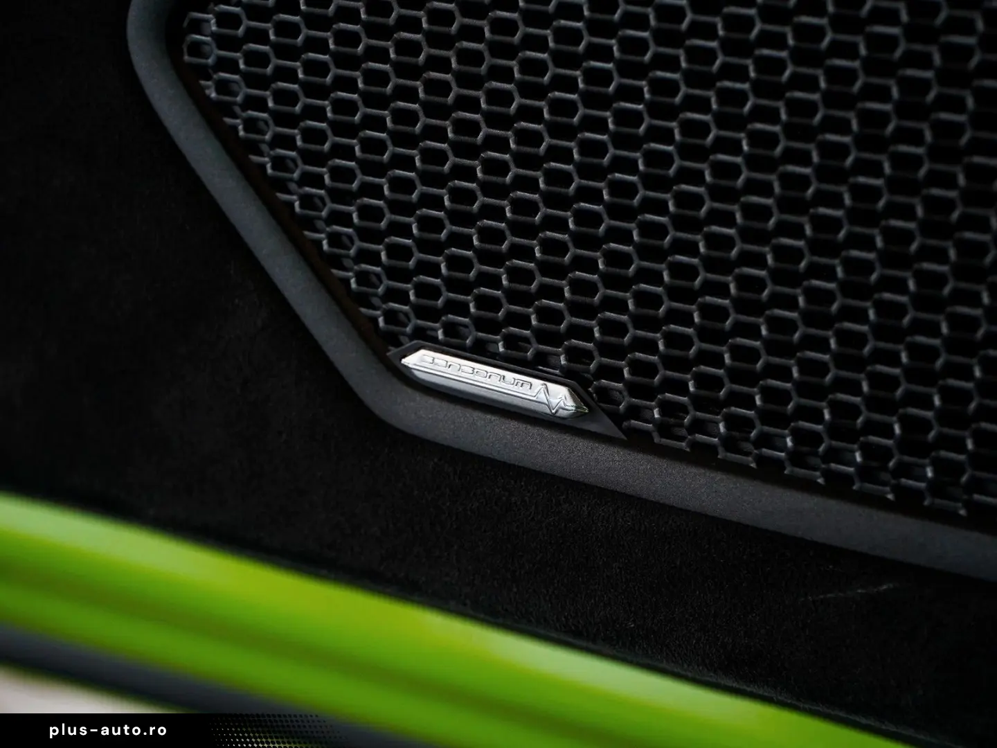 LAMBORGHINI Huracán Tecnica Carbon Buckets Sensonum Lift