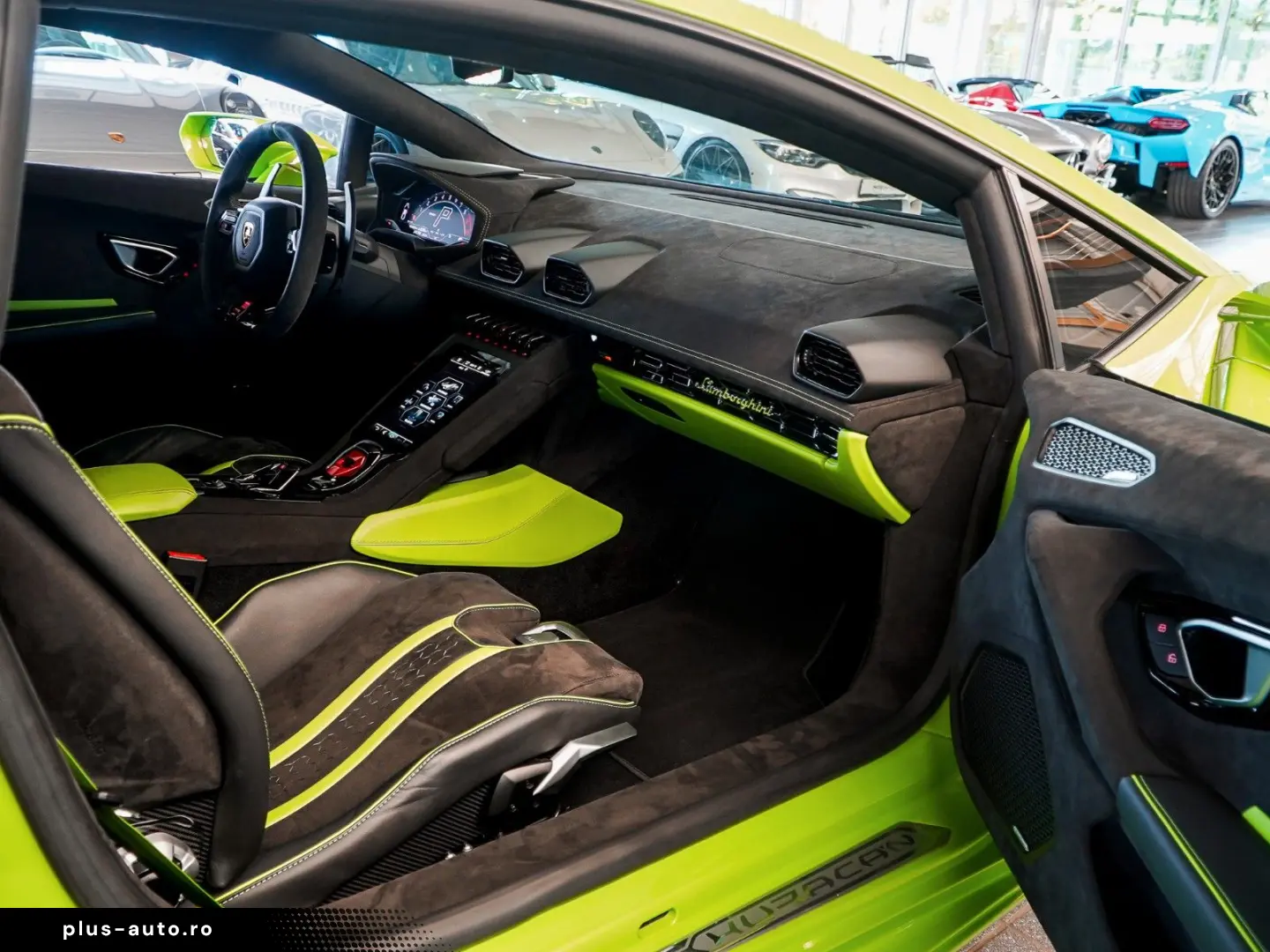LAMBORGHINI Huracán Tecnica Carbon Buckets Sensonum Lift