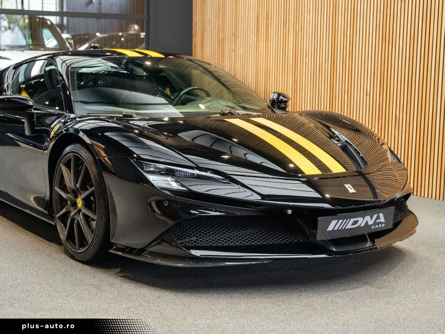 FERRARI SF90 Stradale Full Carbon Lift 4.0 V8 Stradale