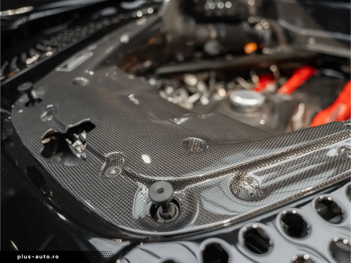 FERRARI SF90 Stradale Full Carbon Lift 4.0 V8 Stradale