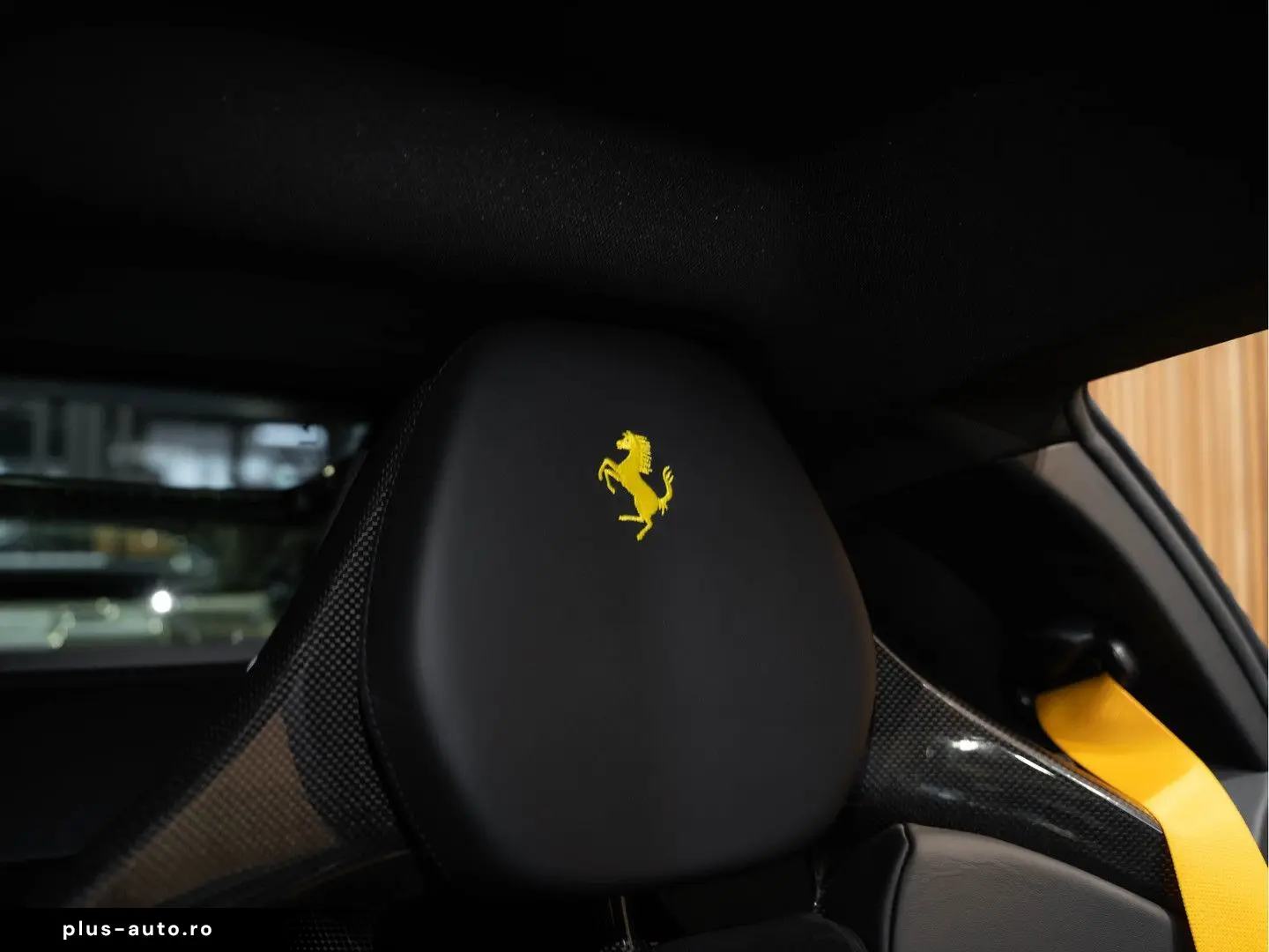 FERRARI SF90 Stradale Full Carbon Lift 4.0 V8 Stradale