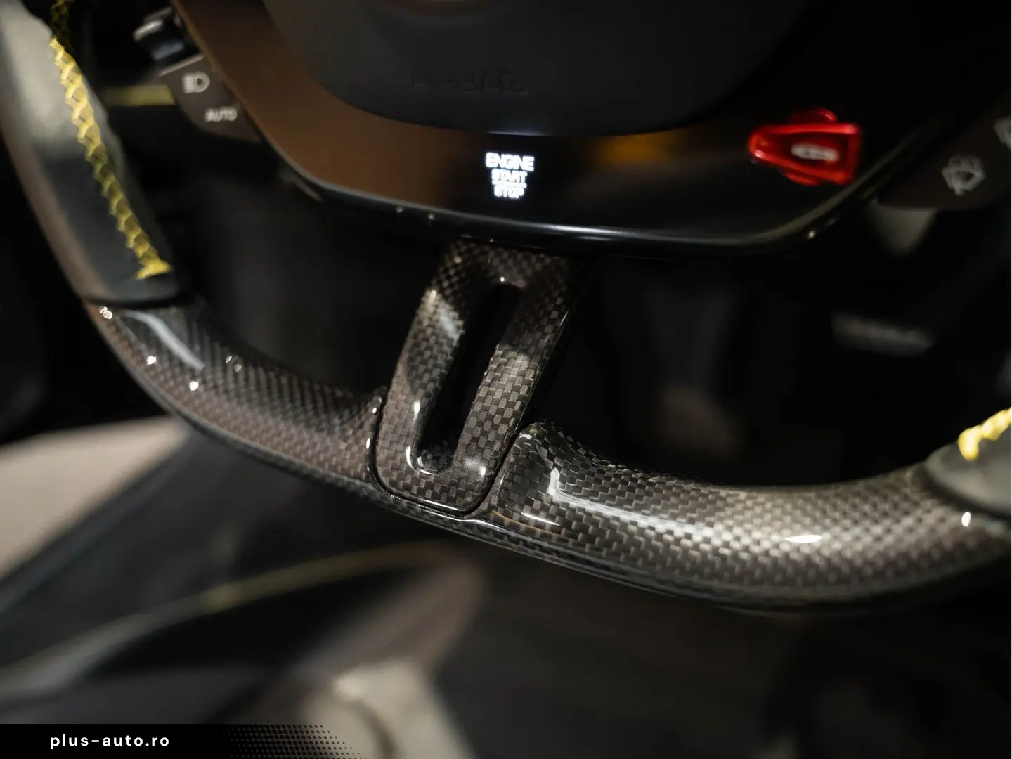 FERRARI SF90 Stradale Full Carbon Lift 4.0 V8 Stradale
