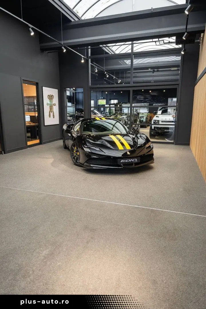 FERRARI SF90 Stradale Full Carbon Lift 4.0 V8 Stradale