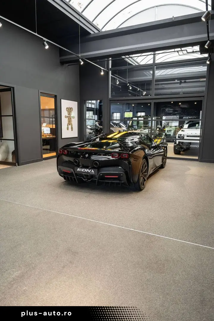 FERRARI SF90 Stradale Full Carbon Lift 4.0 V8 Stradale