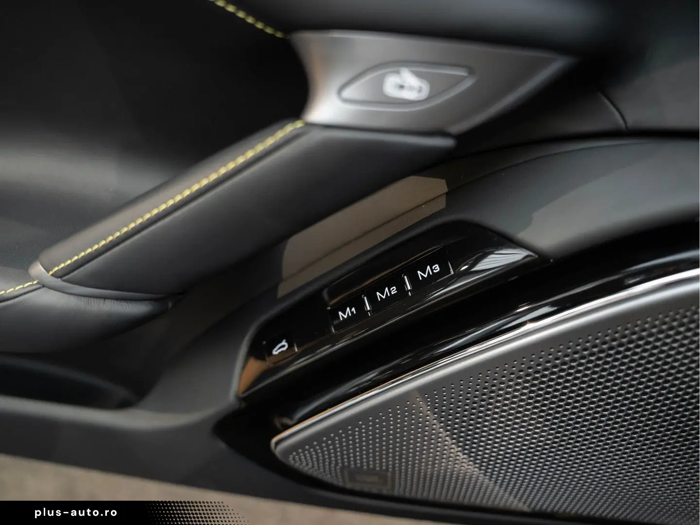FERRARI Roma Spider V8 Full Carbon ADAS Roma Spider 3.9