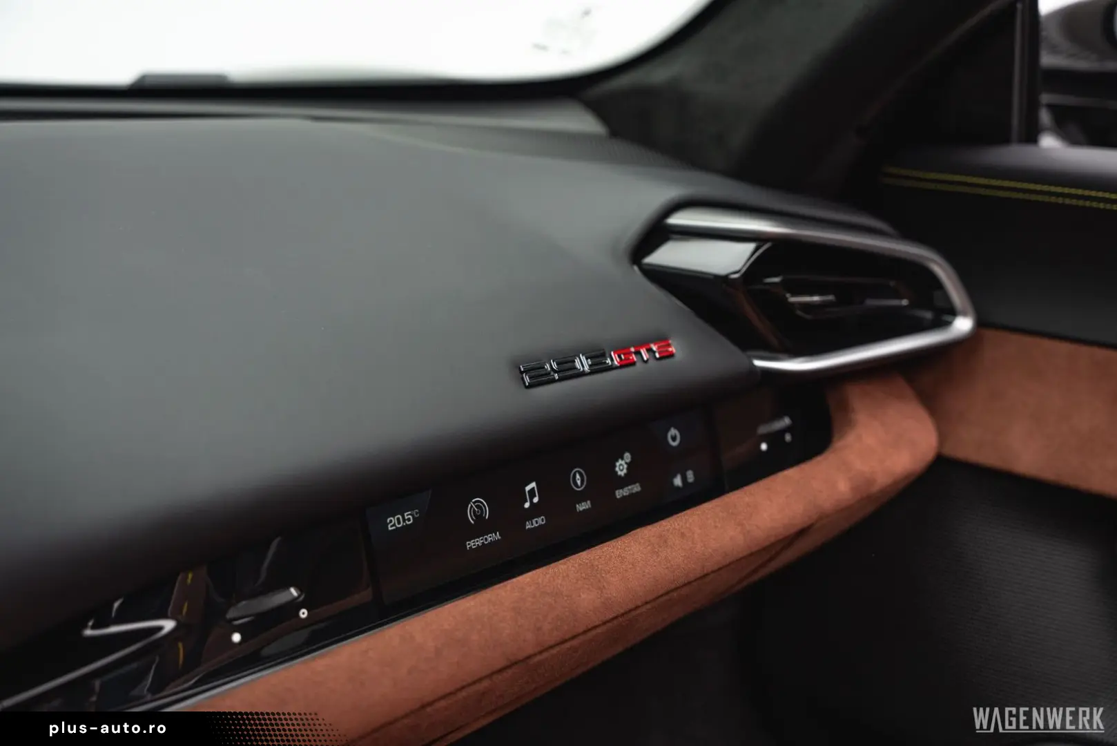 FERRARI 296 GTS Spider CAPRISTO RACINGSITZE LIFT CARBONL