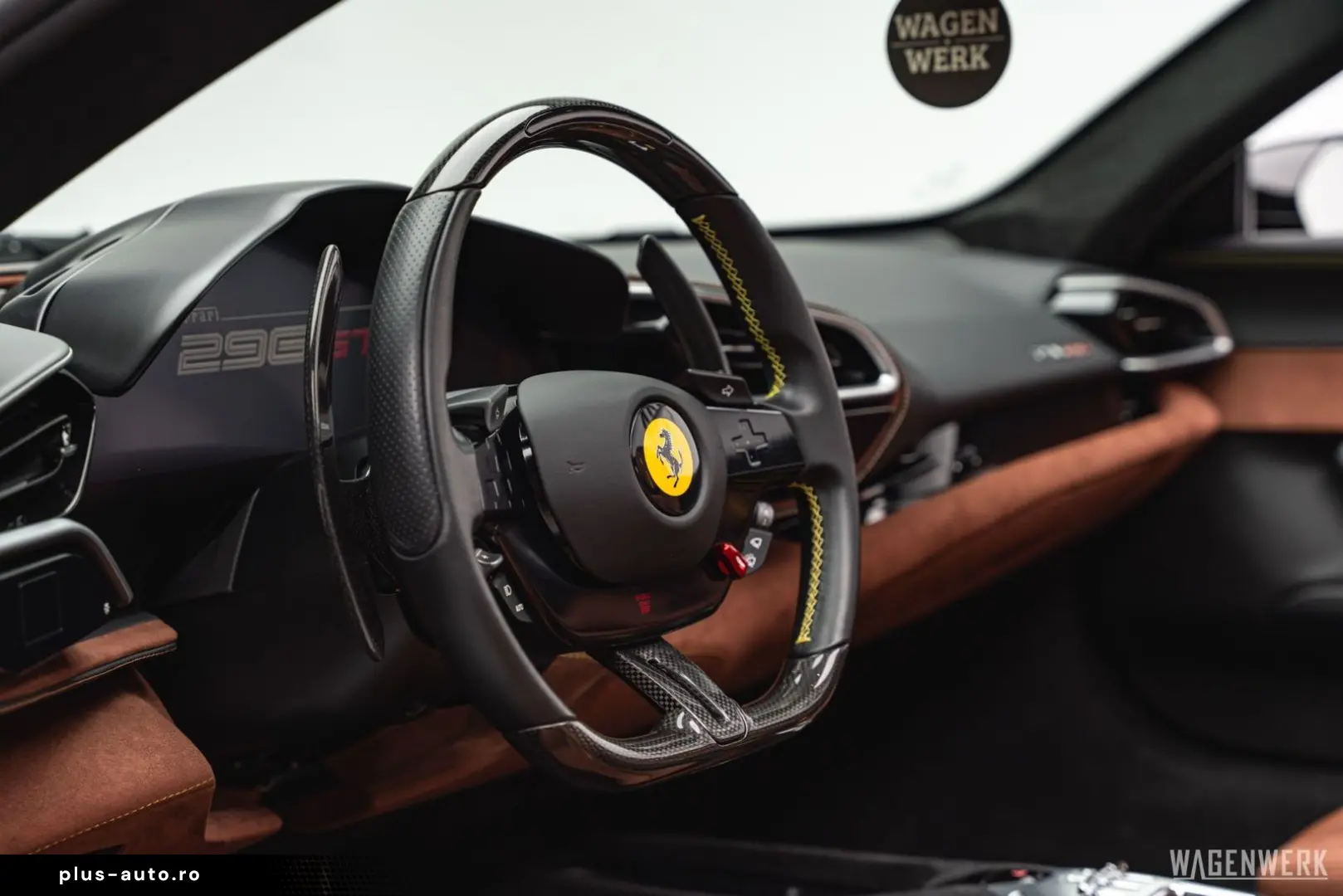 FERRARI 296 GTS Spider CAPRISTO RACINGSITZE LIFT CARBONL