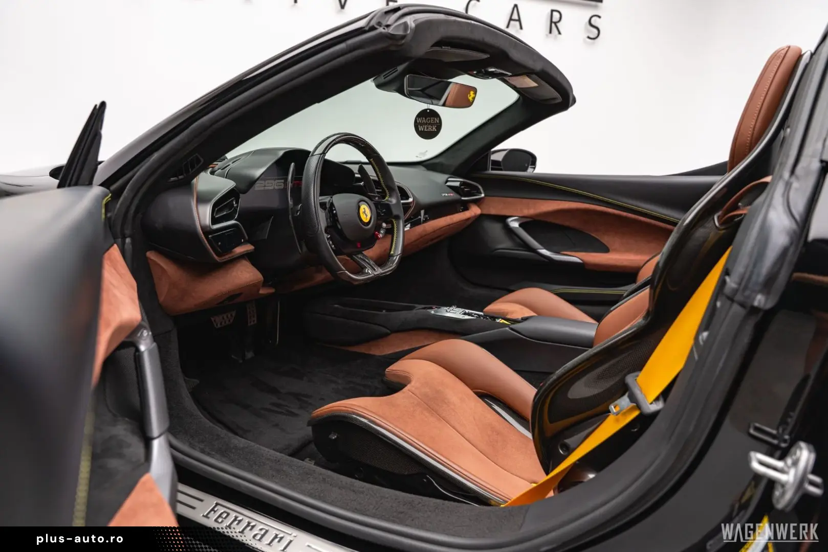 FERRARI 296 GTS Spider CAPRISTO RACINGSITZE LIFT CARBONL